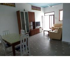 A louer appartement meuble de 2 chambres salon, climatise et ventile