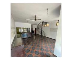 BOUTIQUE DUPLEX À LOUER À ST MICHEL