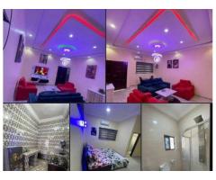 APPARTEMENT MeublÉ DE TYPE CHAMBRE SALON A FIDJROSSE