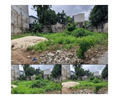 VENTE À COCODY RIVIERA M'BADON : UN BEAU TERRAIN PLAT PROPRE.