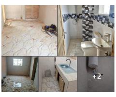 Studio à louer a la riviera Bonoumin au 1em étage avec un chauf eau prêt habité