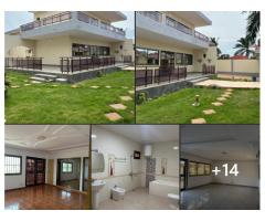 Une somptueuse villa duplex haut standing de 7 chambres