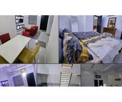 un appartement meublé chambre salon au rez