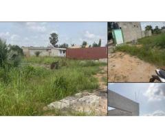 A VENDRE 3 lots collé a adeticope Lieux derrière GMK