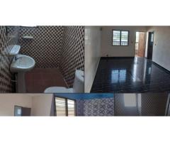 *LOCATION A GODOMEY FIGNONHOUN DEUX CHAMBRE SALON SANITAIRE 80000F*