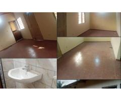 2 chambres salon wcd au milieu cuisine interne a sagbado