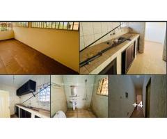 Appartement Cour unique seul sur étage R+1 avec entrée personnelle