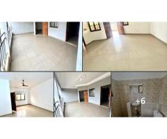 APPARTEMENT À LOUER À AGOÈ jj rousseau a 100m du goudron