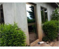 À vendre une villa à Calavi akassato zone lycée technique chino-beninois