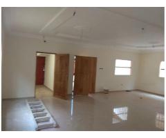 Villa disposant de document Titre Foncier, nouvellement construite à Lomé Adidogomé
