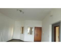 LOCATION APPARTEMENT DEUX CHAMBRES SALON WCD CUISINE