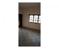 Sublime 3 chambres vaste avec placard,2 douches et une large cuisine