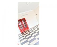 3 CHAMBRES SALON SANITAIRE AVEC PLACARDS