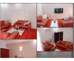 APPARTEMENT MEUBLÉ D'UNE CHAMBRE-SALON SANITAIRE