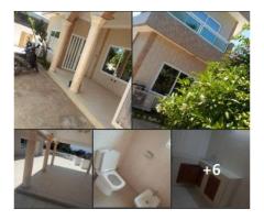 VILLA R+1 BIEN PROPRE À LOUER À COTONOU AGLA