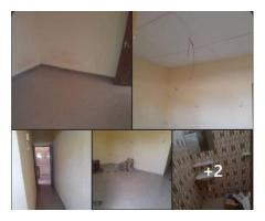 une superbe chambre salon sanitaire hyper propre